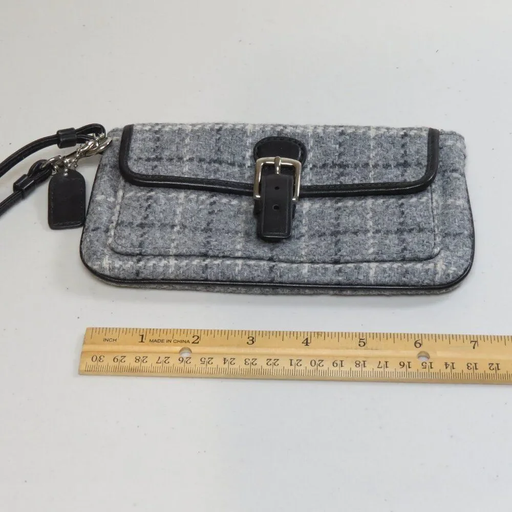Coach Corner Zip Wristlet Purse